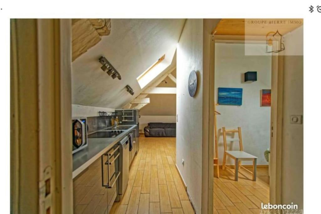 Orléans Appartement avec Parking Esterno foto